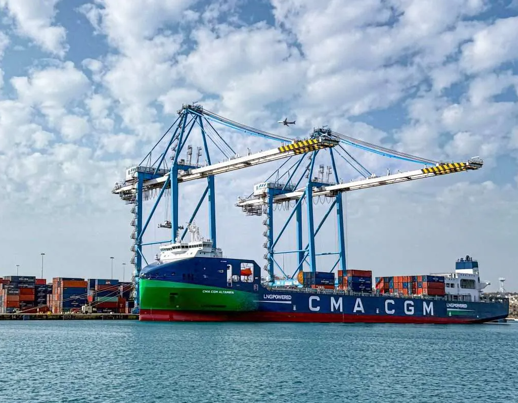 集裝箱船手持訂單量飆至17年來(lái)最高點(diǎn)！