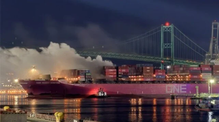 最新！ONE失火货轮已前往亚洲维修，货物卸载作业完毕