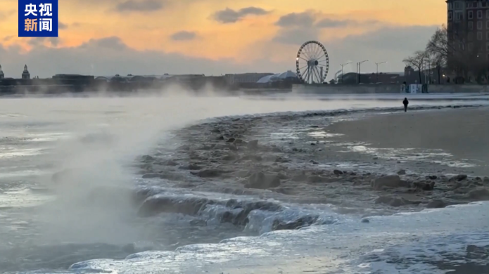 突发！超1.3万架次航班被取消，美国多地进入“紧急状态”