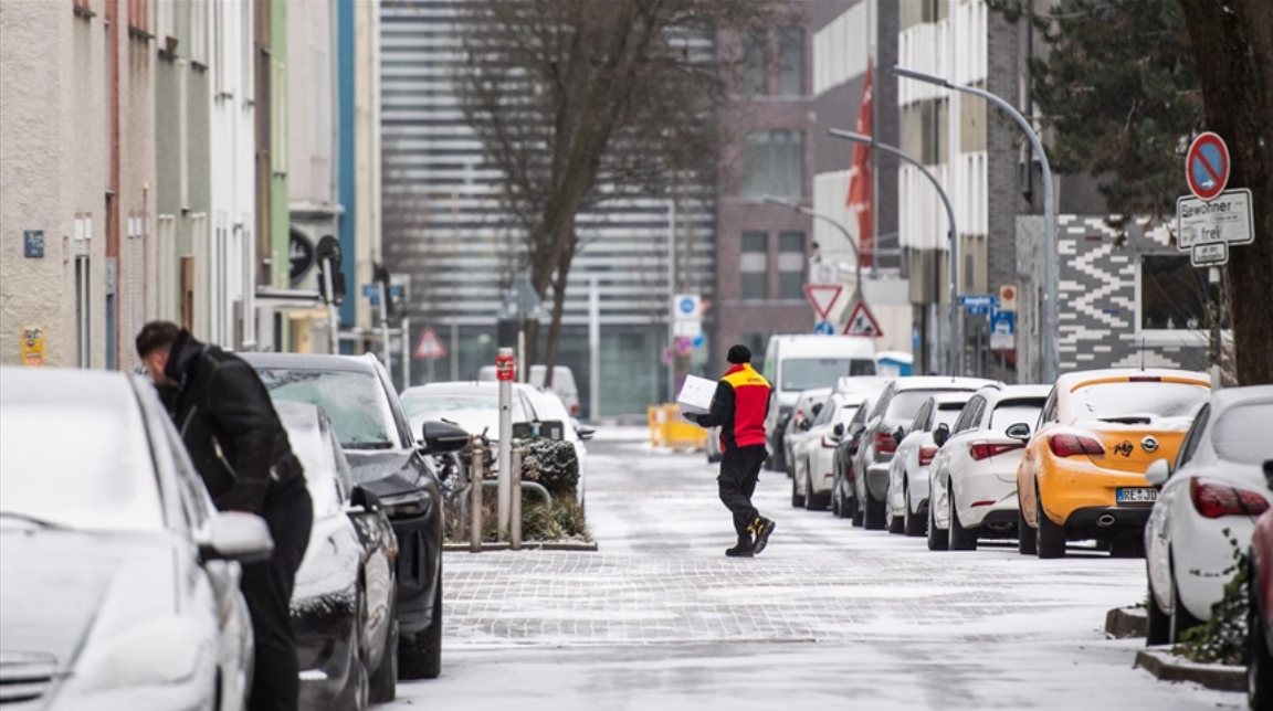 雨雪“狂轟”，德國港口、鐵路運輸受阻！